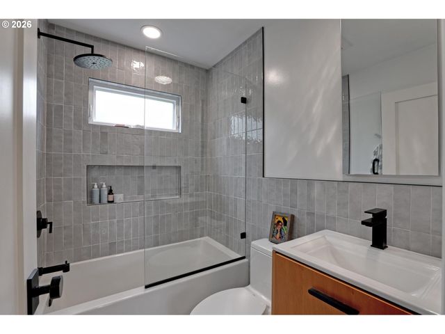 6409 Se 15TH Ave, Portland, OR 97202