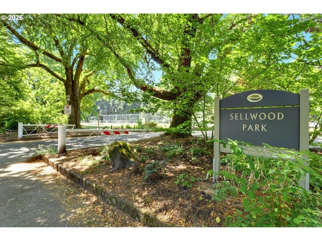 6409 Se 15TH Ave, Portland, OR 97202