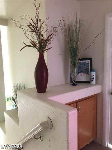 8769 Country View Avenue, Las Vegas, NV 89129