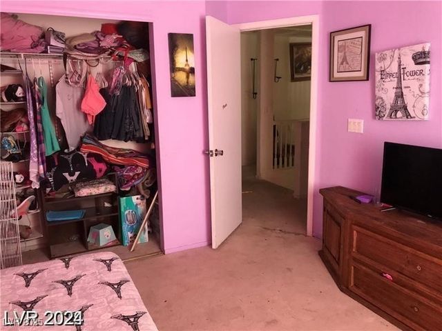 8769 Country View Avenue, Las Vegas, NV 89129