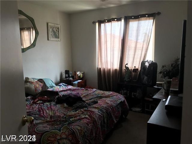 8769 Country View Avenue, Las Vegas, NV 89129