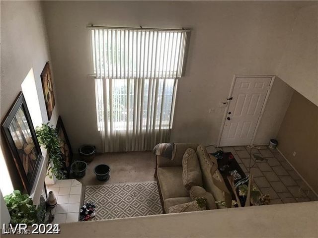 8769 Country View Avenue, Las Vegas, NV 89129