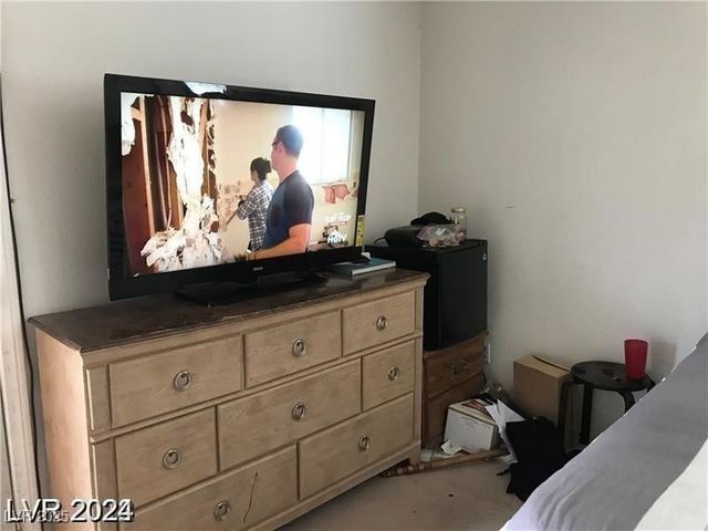 8769 Country View Avenue, Las Vegas, NV 89129