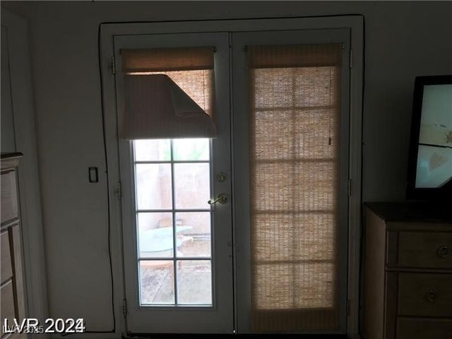 8769 Country View Avenue, Las Vegas, NV 89129