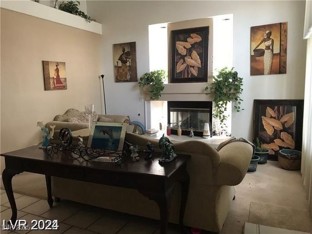 8769 Country View Avenue, Las Vegas, NV 89129