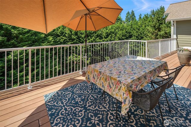 2312 NE Solar View Court, Poulsbo, WA 98370