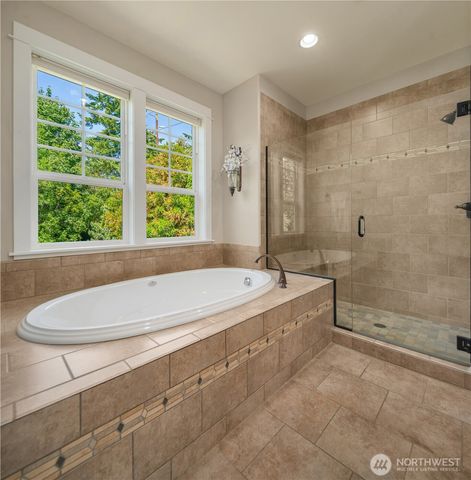 2312 NE Solar View Court, Poulsbo, WA 98370