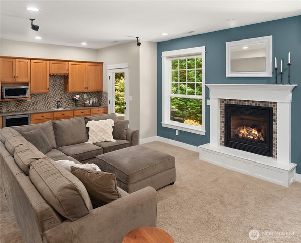 2312 NE Solar View Court, Poulsbo, WA 98370