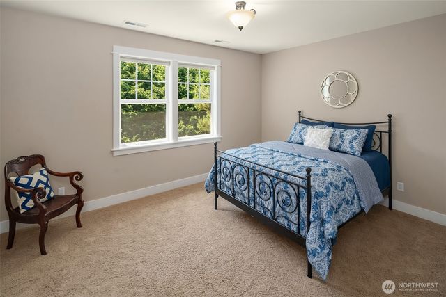 2312 NE Solar View Court, Poulsbo, WA 98370