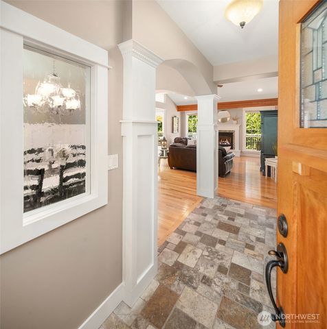 2312 NE Solar View Court, Poulsbo, WA 98370