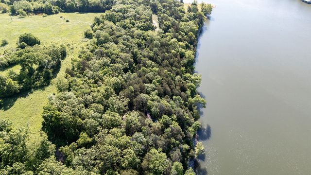 18679 Private Road 2261, Eagle Rock, MO 65641