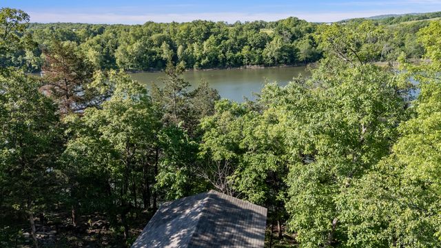 18679 Private Road 2261, Eagle Rock, MO 65641