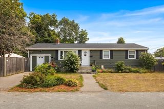 5 Satucket Ave, Brockton, MA 02301