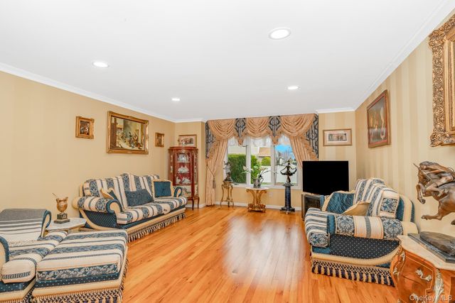 140 Atlantic Avenue 419, Oceanside, NY 11572