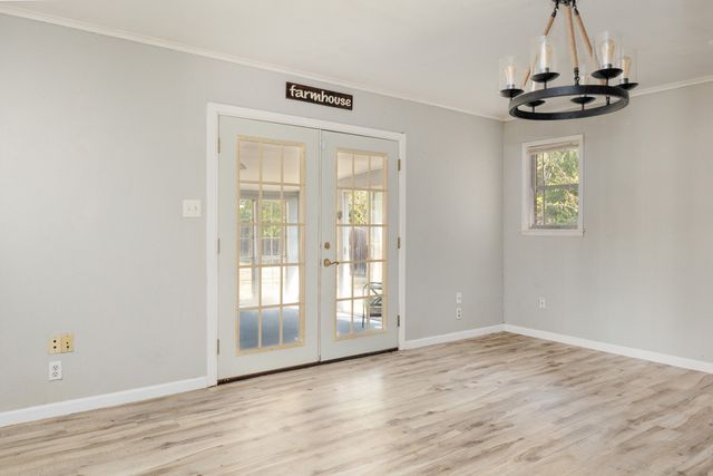 1442 W Water Street, Weatherford, TX 76086