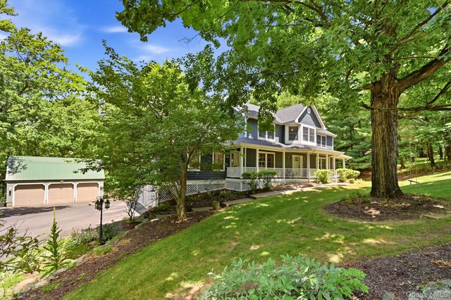 8 Sills Court, Warwick, NY 10990