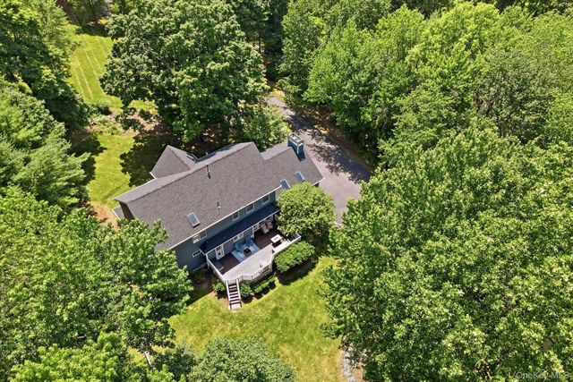 8 Sills Court, Warwick, NY 10990
