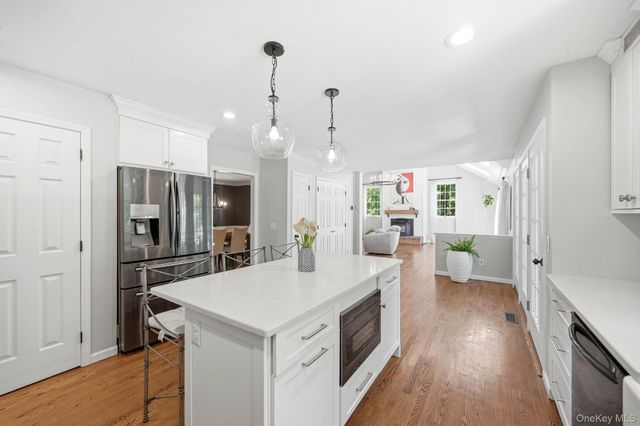 8 Sills Court, Warwick, NY 10990