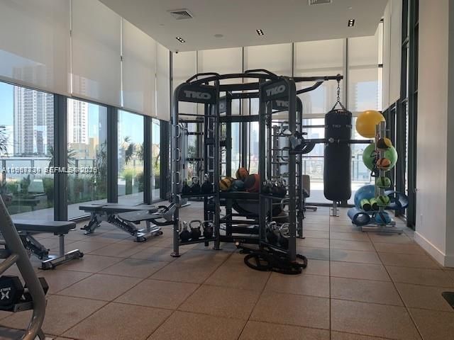 1600 NE 1st Ave 3319, Miami, FL 33132