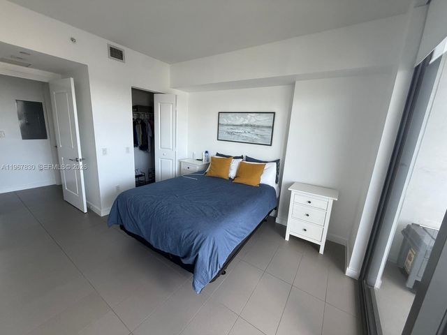 1600 NE 1st Ave 3319, Miami, FL 33132