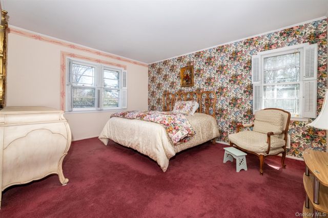 285 Stuart Drive, New Rochelle, NY 10804