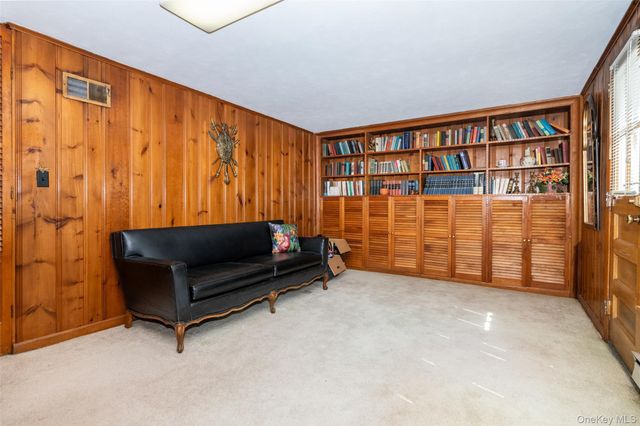 285 Stuart Drive, New Rochelle, NY 10804