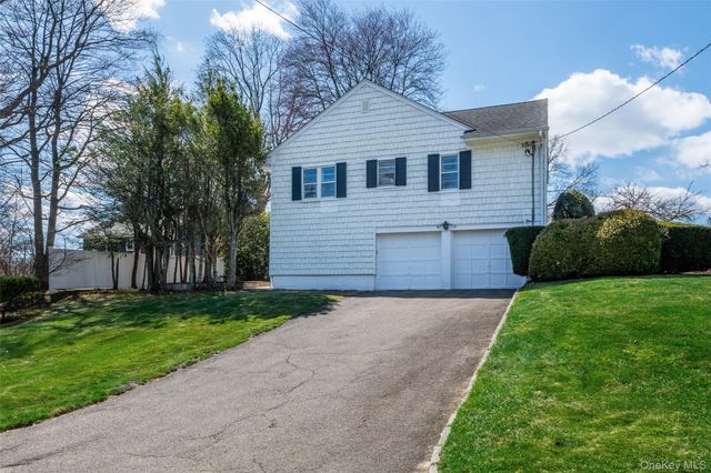 285 Stuart Drive, New Rochelle, NY 10804