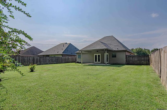 39074 Balmoral Dr, Prairieville, LA 70769