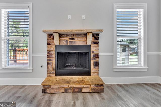 312 Tates Court, Loganville, GA 30052