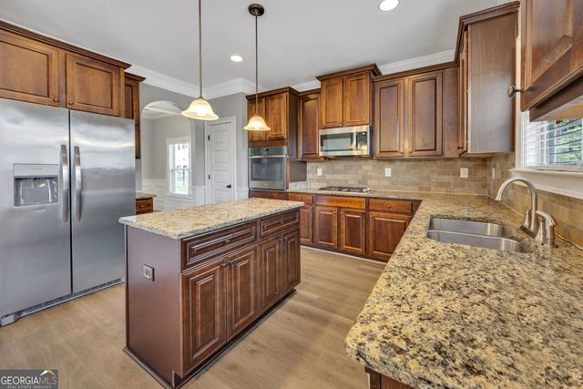 312 Tates Court, Loganville, GA 30052