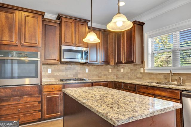 312 Tates Court, Loganville, GA 30052