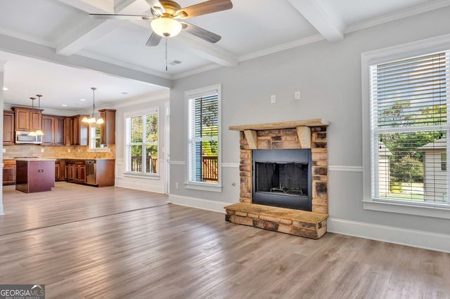 312 Tates Court, Loganville, GA 30052