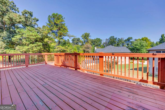 312 Tates Court, Loganville, GA 30052