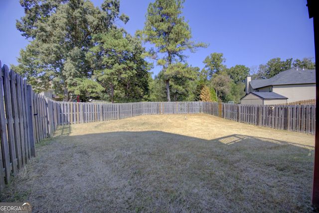312 Tates Court, Loganville, GA 30052
