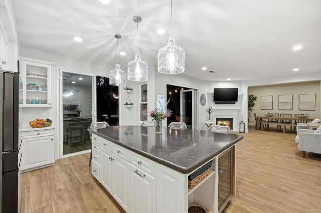 3593 Granite Court, Carlsbad, CA 92010