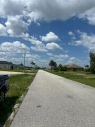 2134 NW 23rd Avenue, Cape Coral, FL 33993