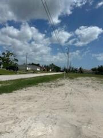 2134 NW 23rd Avenue, Cape Coral, FL 33993