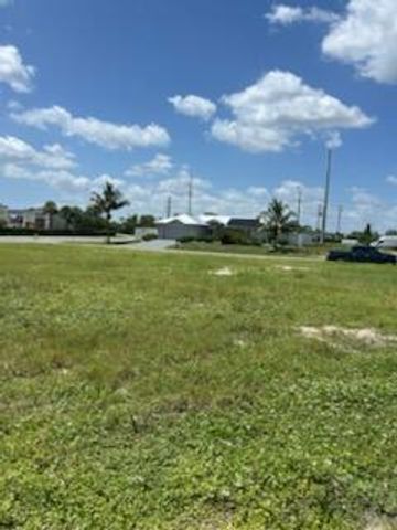 2134 NW 23rd Avenue, Cape Coral, FL 33993