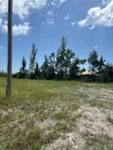 2134 NW 23rd Avenue, Cape Coral, FL 33993