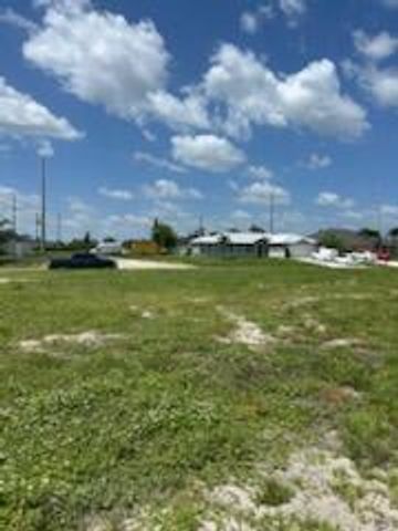 2134 NW 23rd Avenue, Cape Coral, FL 33993