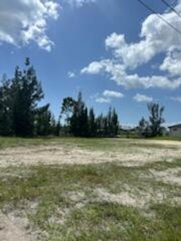 2134 NW 23rd Avenue, Cape Coral, FL 33993