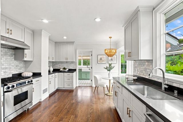 25 Ericson Road, San Mateo, CA 94402