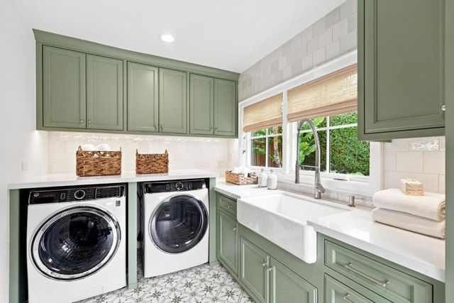 25 Ericson Road, San Mateo, CA 94402