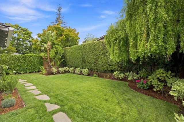 25 Ericson Road, San Mateo, CA 94402