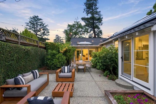 25 Ericson Road, San Mateo, CA 94402