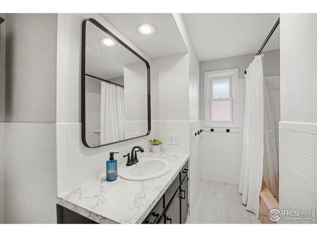 325 Jade St, Broomfield, CO 80020