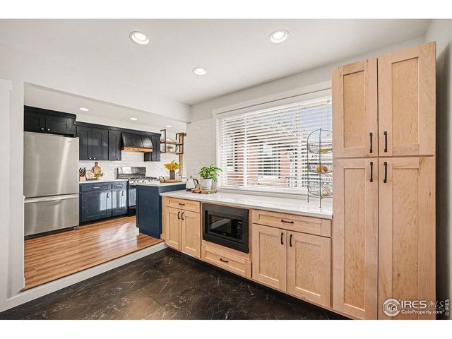 325 Jade St, Broomfield, CO 80020