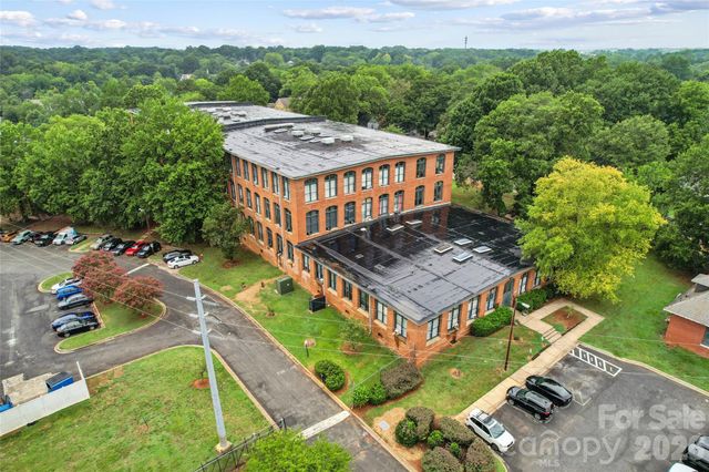 201 S Hoskins Road 111, Charlotte, NC 28208