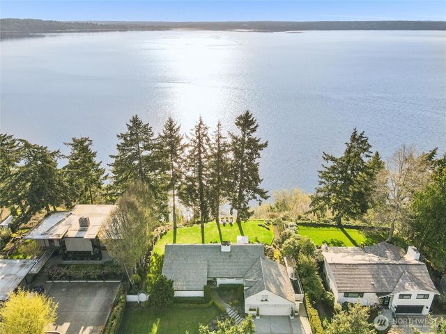 19263 Edgecliff Drive SW, Normandy Park, WA 98166