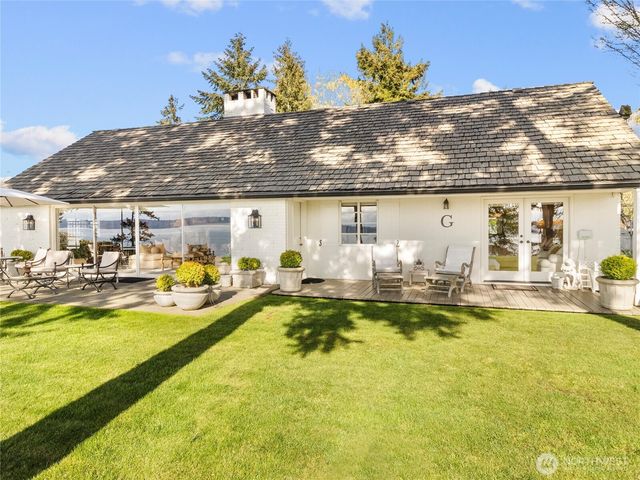 19263 Edgecliff Drive SW, Normandy Park, WA 98166